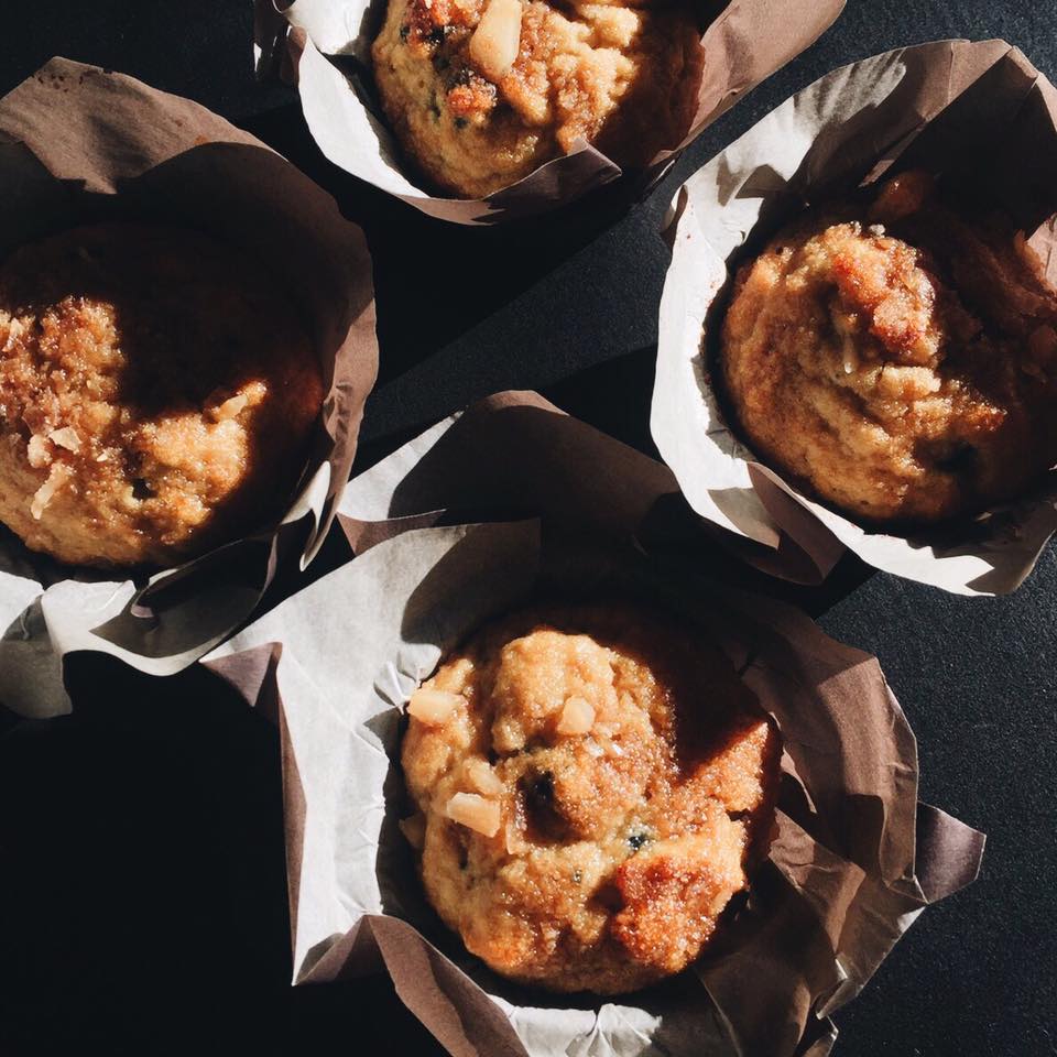 The Primal Gourmet: Lemon and Blueberry Muffins with Macadamia Nuts, LVBX Magazine